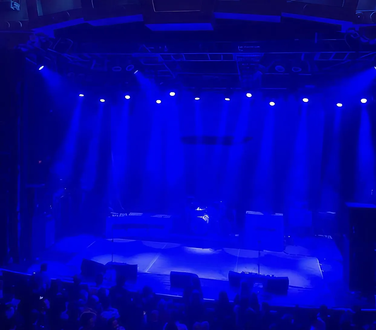 Blue stage lighting before an MJ3 Michael Jackson tribute concert